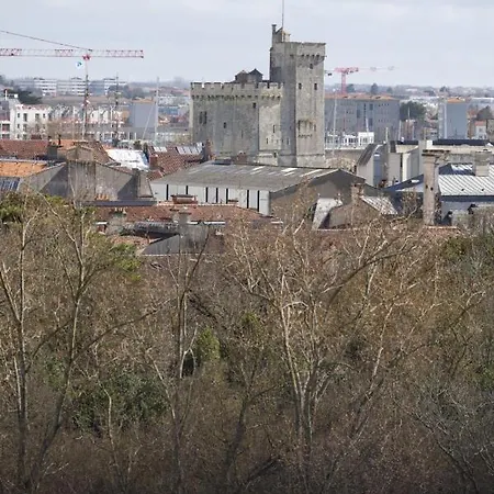 Hébergement de vacances Bel Avec Place De Parking Et Balcon *